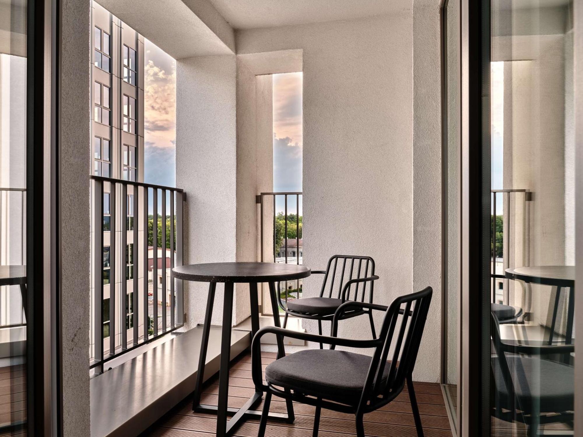 Studio Apartment Terrace Annex Building